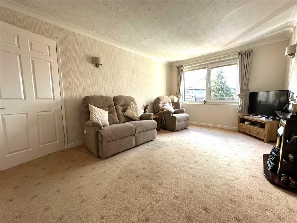 Property photo 3 of 14