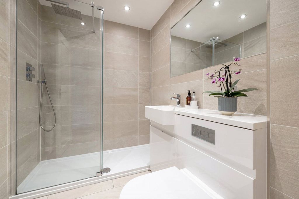 Additional image 10 of 3 bed flat for saleWest Mill Bank, Edinburgh EH13