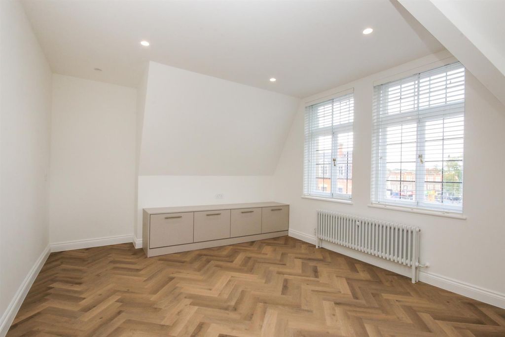 Property photo 1 of 11 1