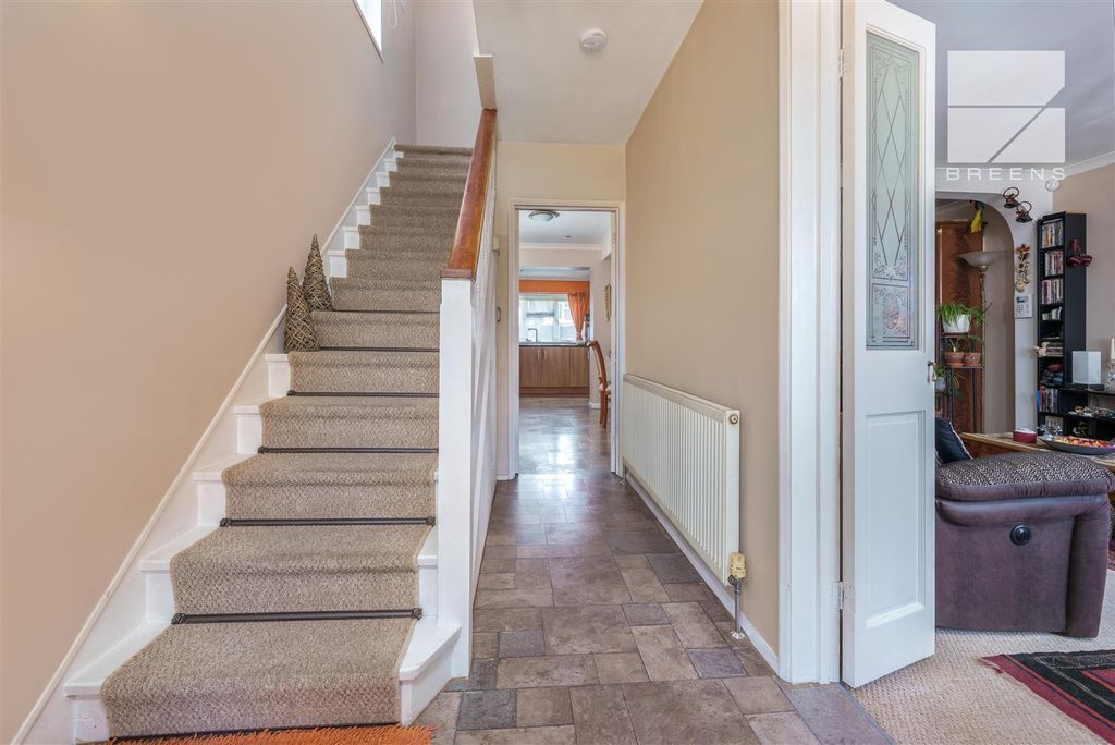 Property photo 2 of 42 100 The Bramblings_0020.Jpg