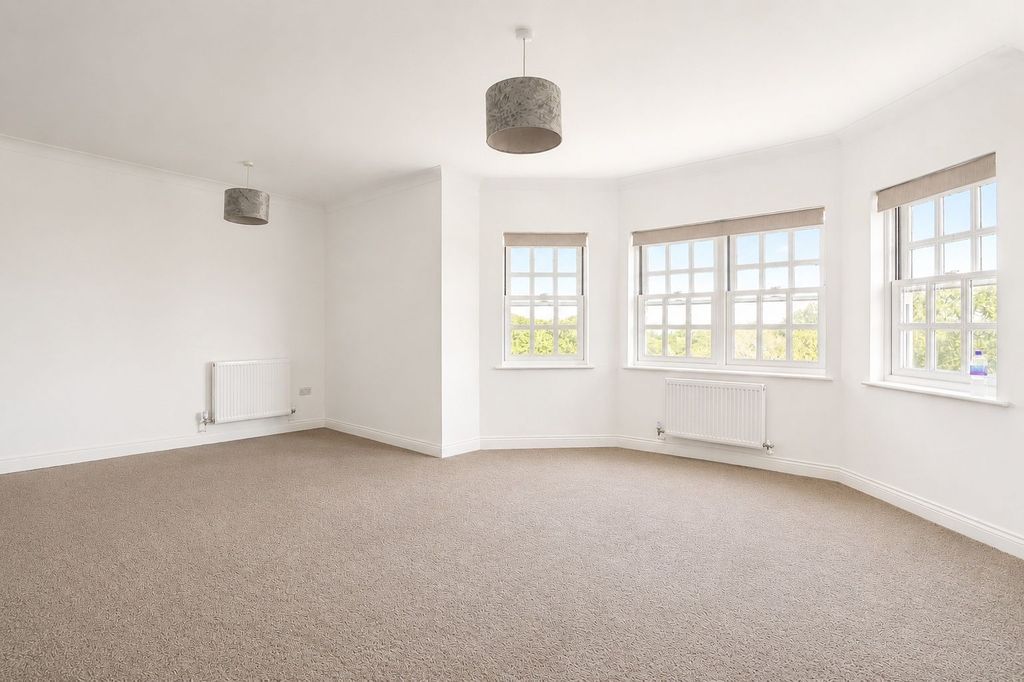 Property photo 2 of 8 Chatgpt_Image_Jul_20_2026_03_39_07_Pm_Compressed