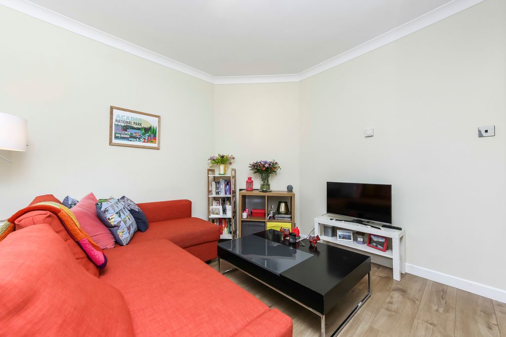 Property photo 1 of 5