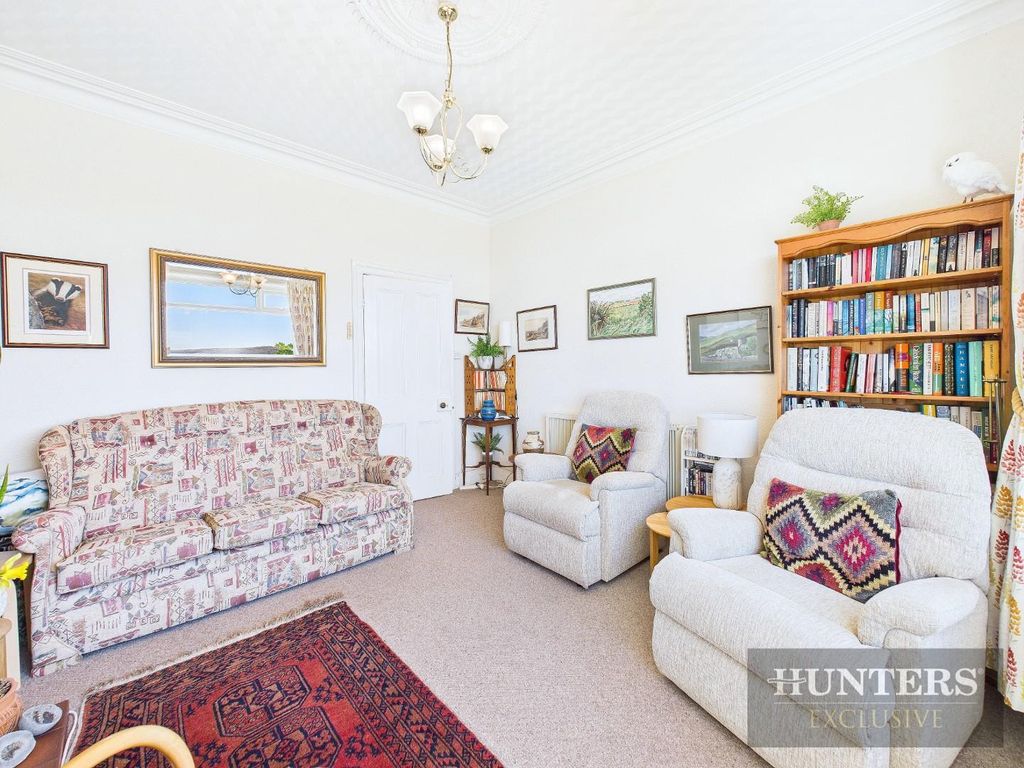 Property photo 3 of 33 Cam05316G0-Pr0032-Still016.Jpg