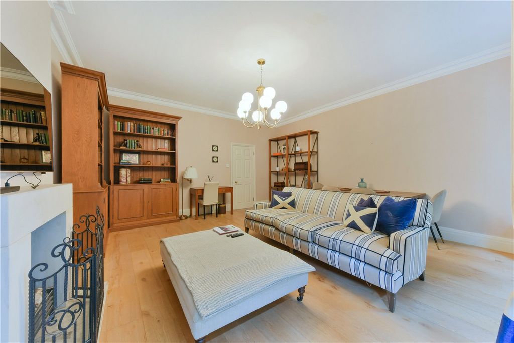 Property photo 2 of 11 Picture No. 43