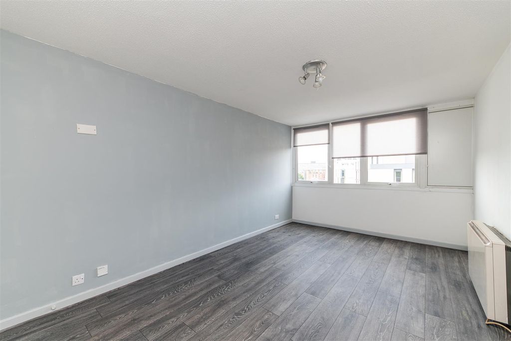 Property photo 2 of 8 Edit-3482.Jpg