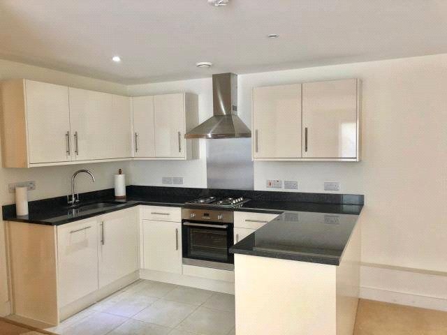 Property photo 3 of 7 Kitchen