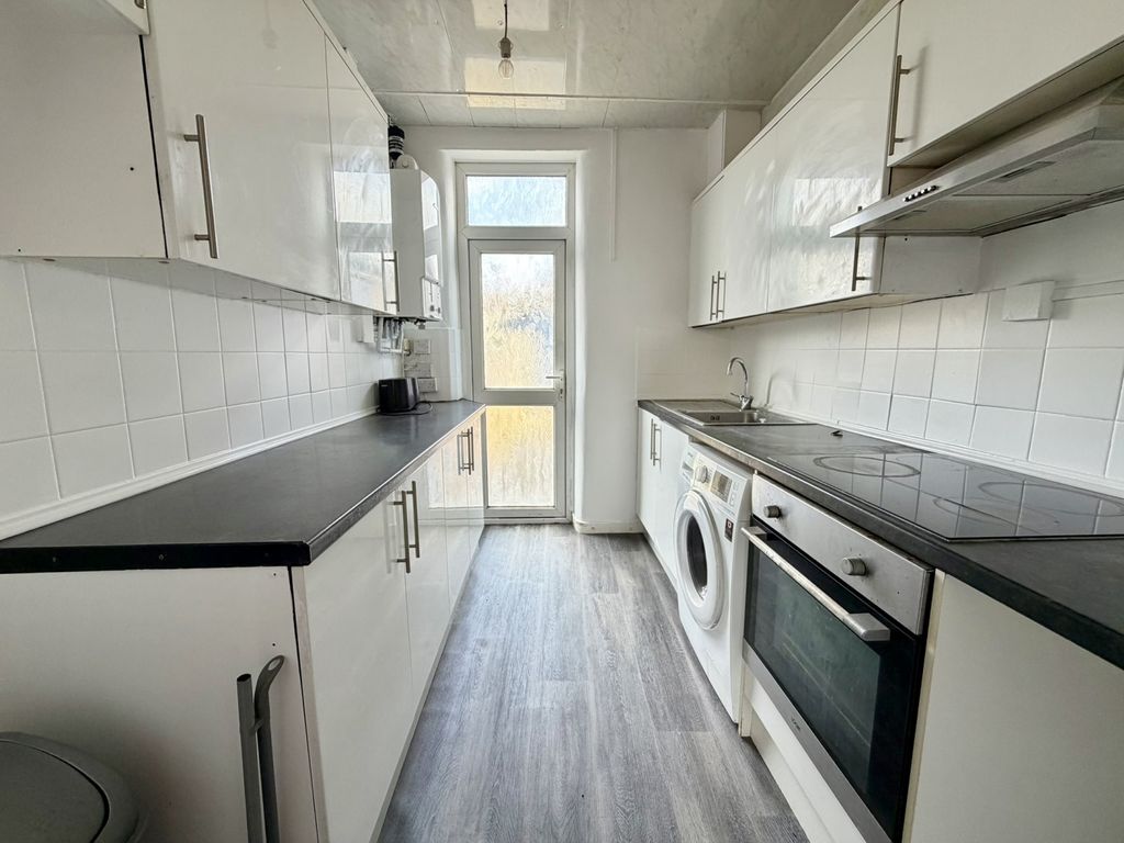 Property photo 3 of 12 Img_6754