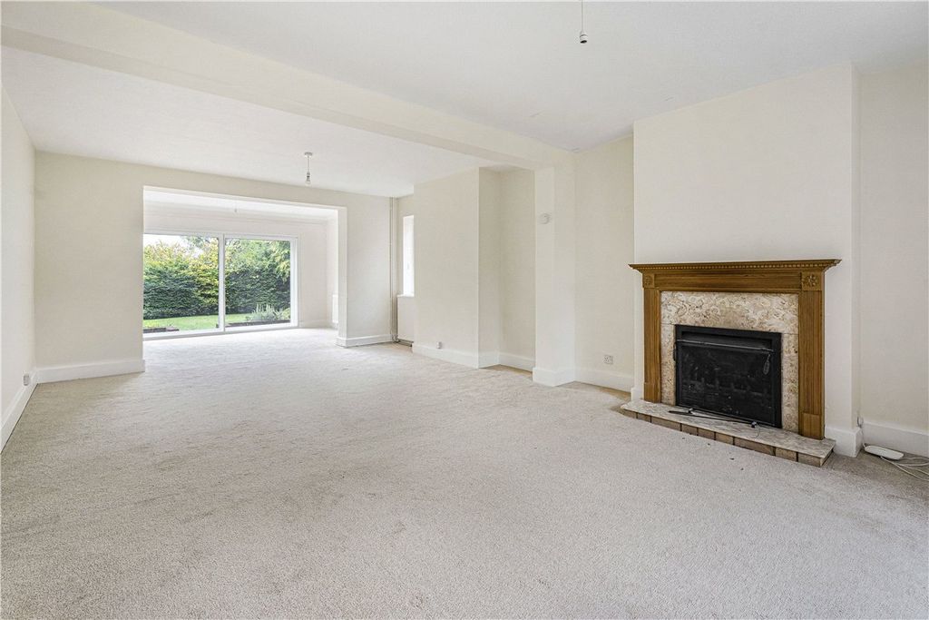 Property photo 3 of 28 Picture No. 16