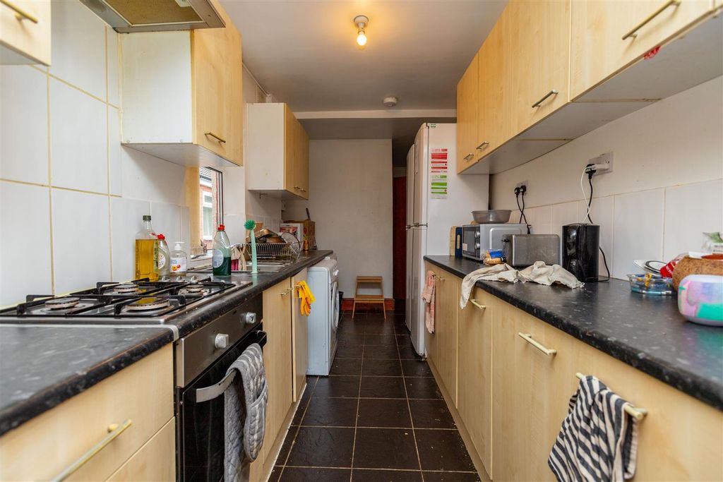 Property photo 2 of 16 Img_9033.Jpg