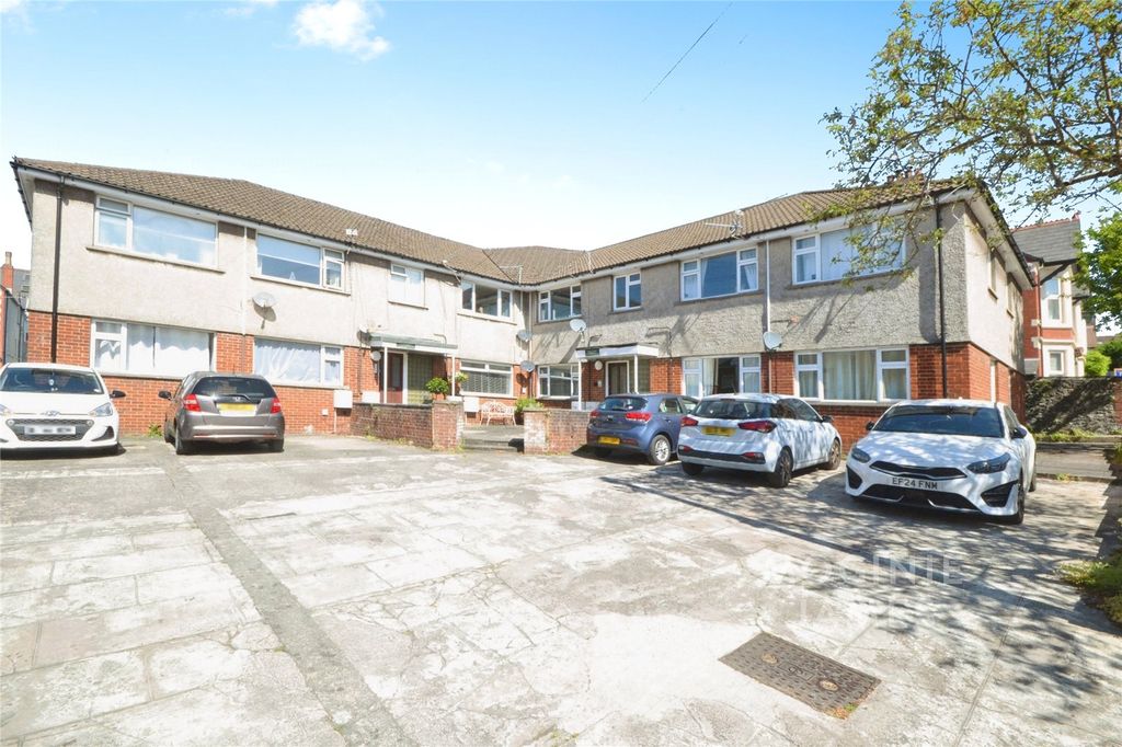 Property photo 1 of 8 Picture No. 06