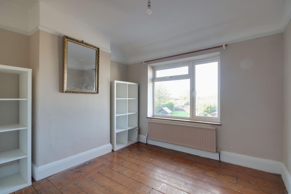 Property photo 3 of 10 Second Bedroom