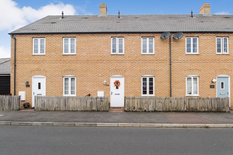 Property photo 1 of 17 Front