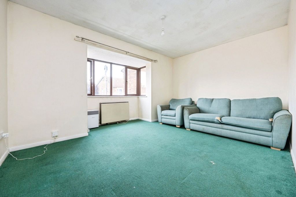 Property photo 3 of 19 Pbox-Img.Jpg