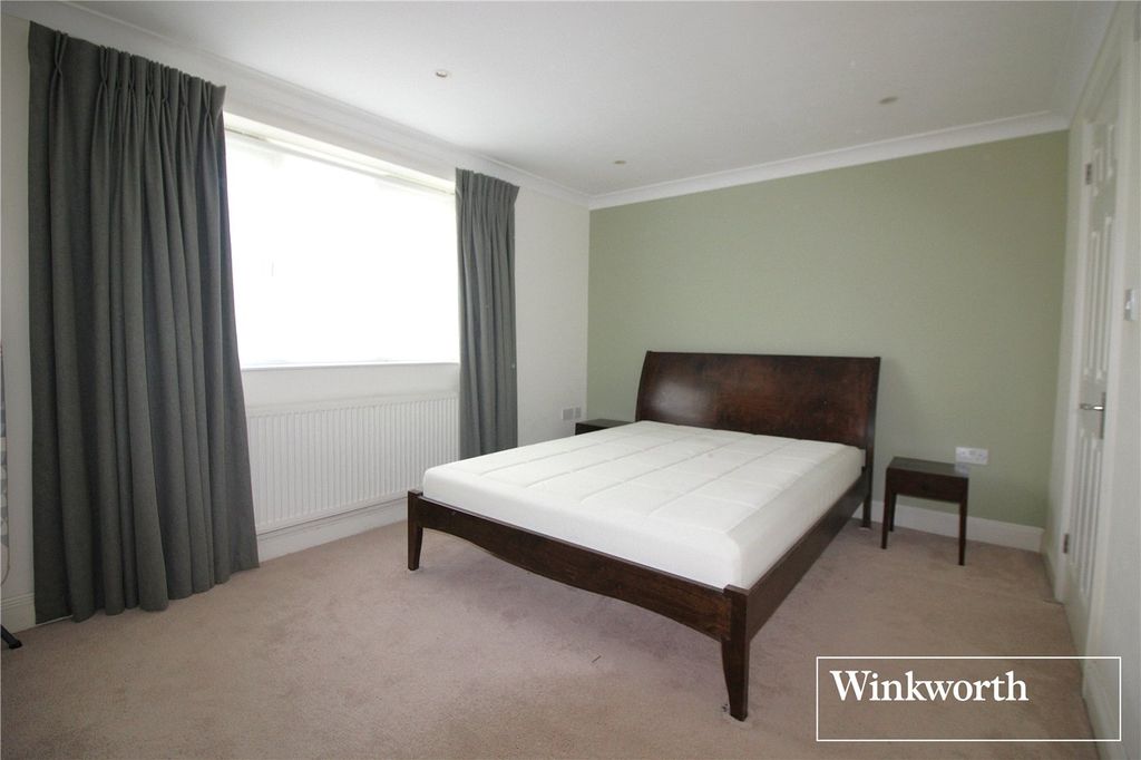 Property photo 2 of 7 Picture 2