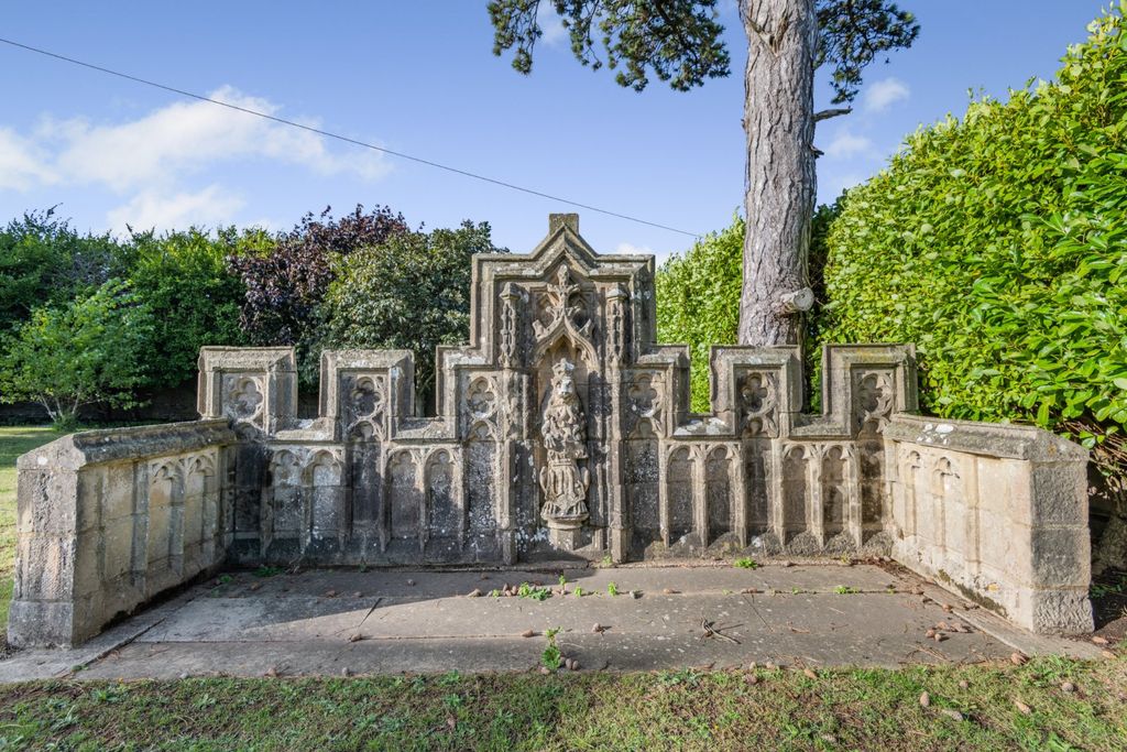 Additional image 20 of 7 bed detached house for saleHawkshill Road, Walmer, Kent CT14