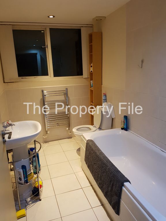 Property photo 1 of 5