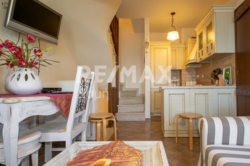 Property photo 3 of 25