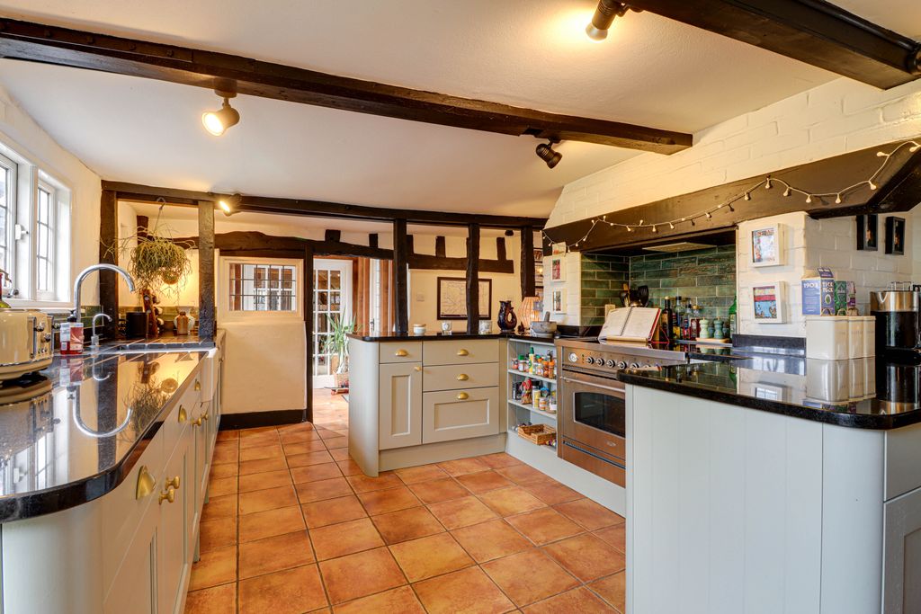 Property photo 3 of 41 Kitchen