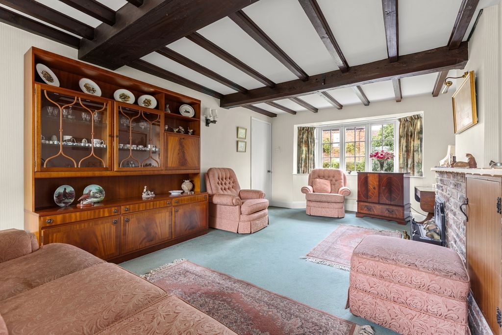 Property photo 2 of 25 Lounge