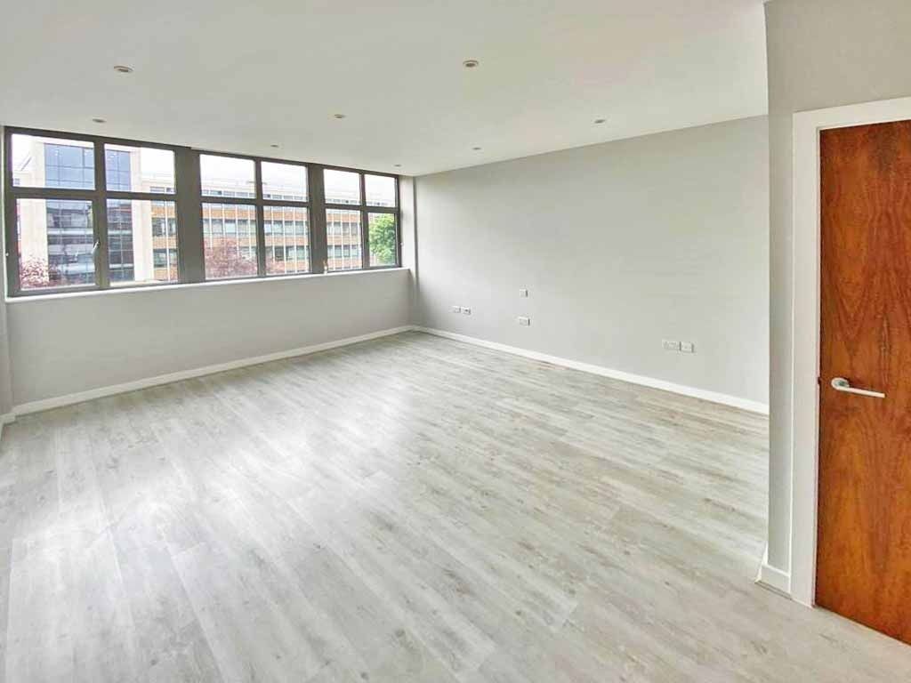 Property photo 3 of 14 5022282