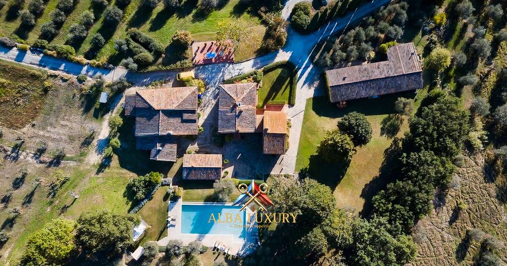 Property photo 1 of 28