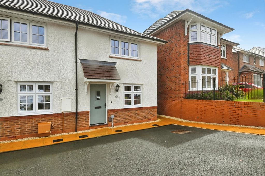 Property photo 1 of 14 43Sil20.Jpg