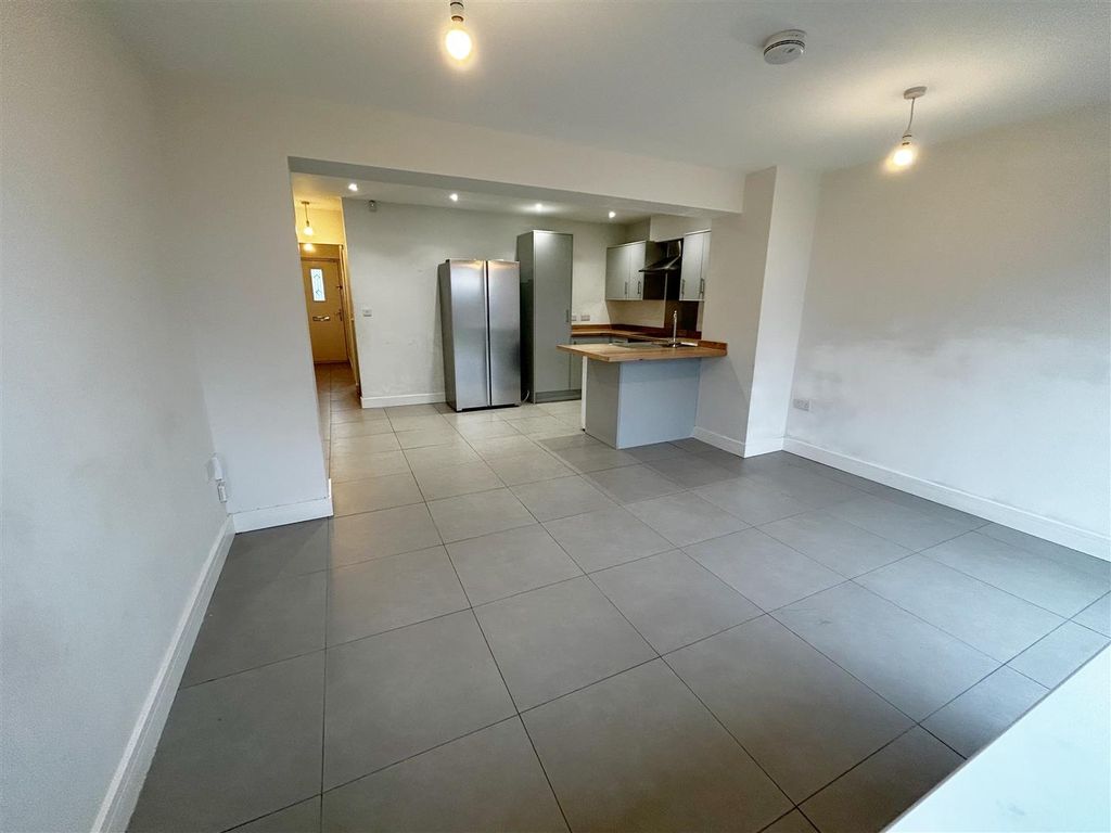 Property photo 2 of 15 Kitchen_Dining Room.Jpg