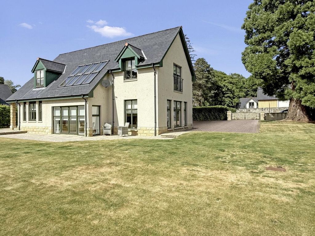 Property photo 1 of 41 Exterior