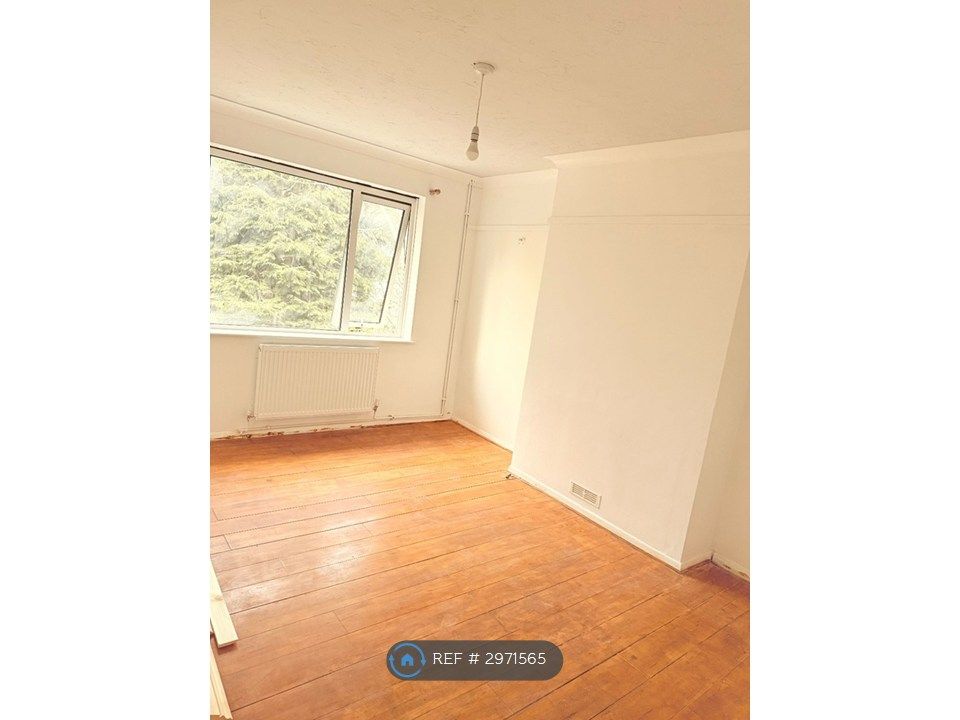 Property photo 2 of 3