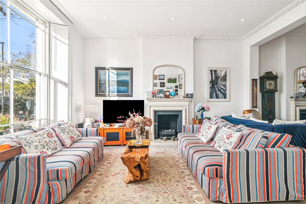 Property photo 3 of 16 Reception Room