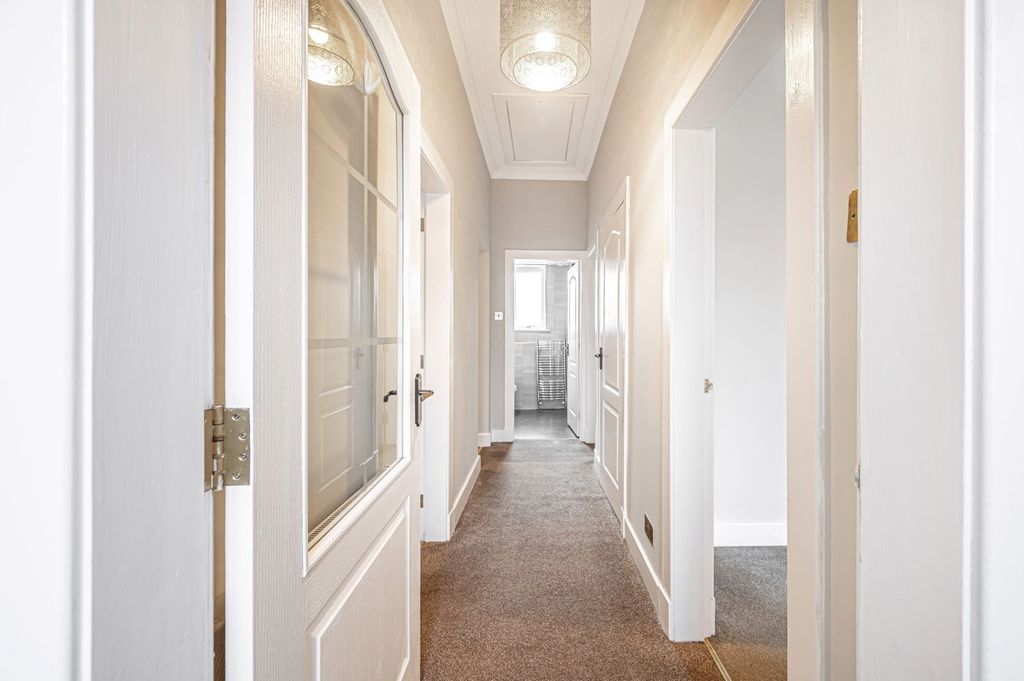 Property photo 3 of 25