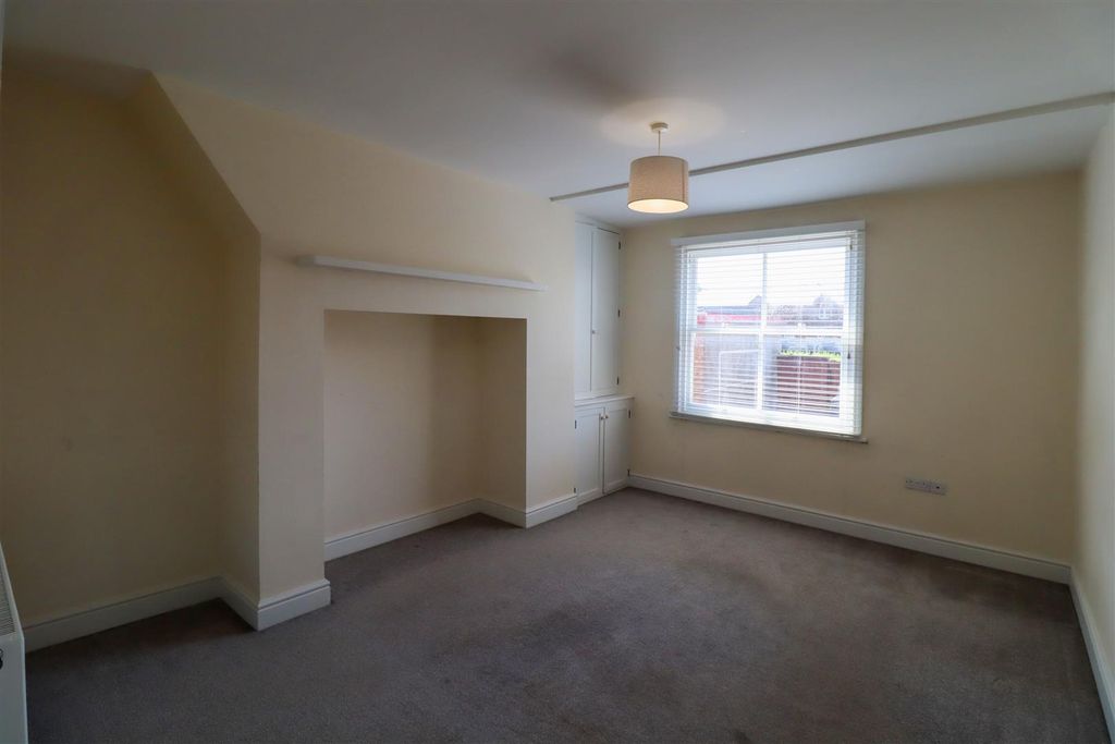 Property photo 3 of 17 Img_8036.Jpg