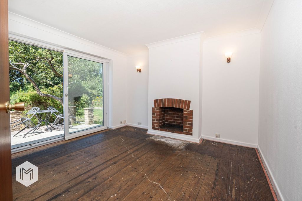 Property photo 2 of 22