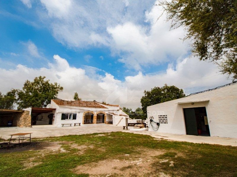 Property photo 3 of 51