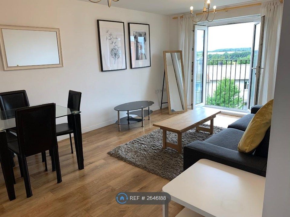 Property photo 1 of 8 Lounge With Balcony