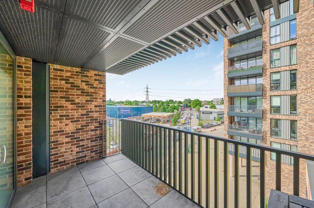 Property photo 3 of 10 Picture No. 11