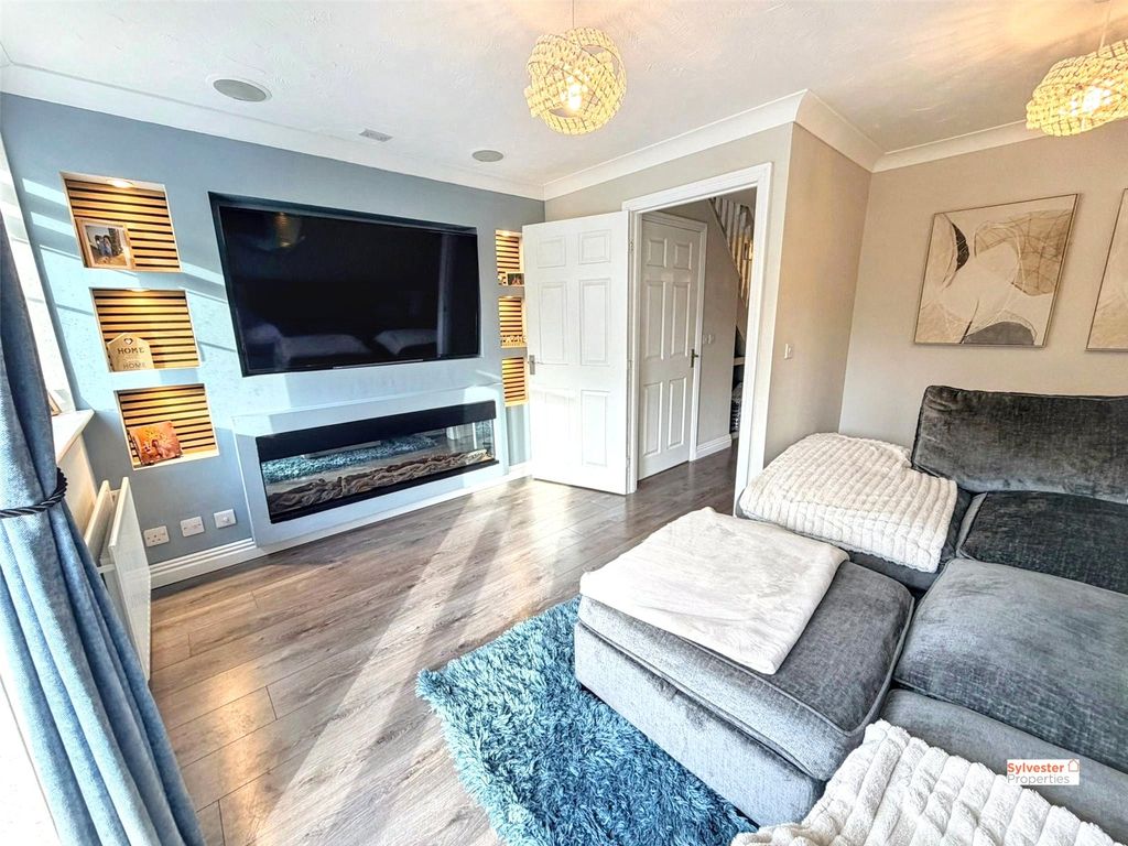 Property photo 3 of 21 Picture No. 13