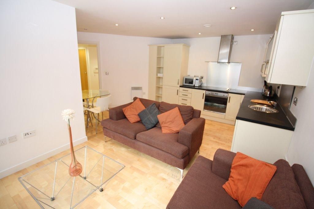 Property photo 2 of 12