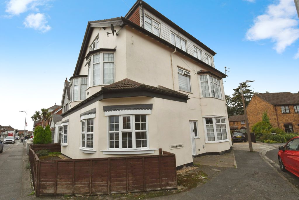 Property photo 1 of 14