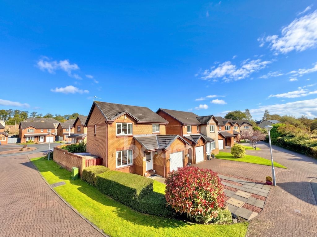 Property photo 1 of 31 Stable Grove, Paisley External Pic