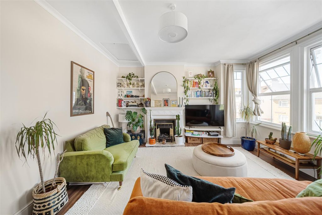 Property photo 1 of 13 Beauchamp Road-01.Jpg