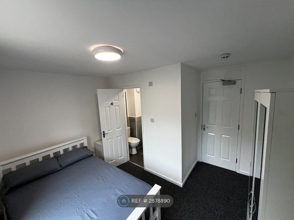 Property photo 2 of 3