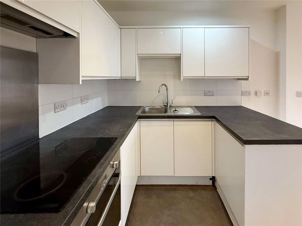 Property photo 3 of 6 Picture No. 07