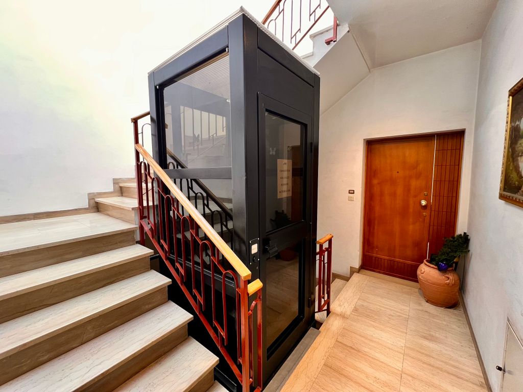 Property photo 3 of 26