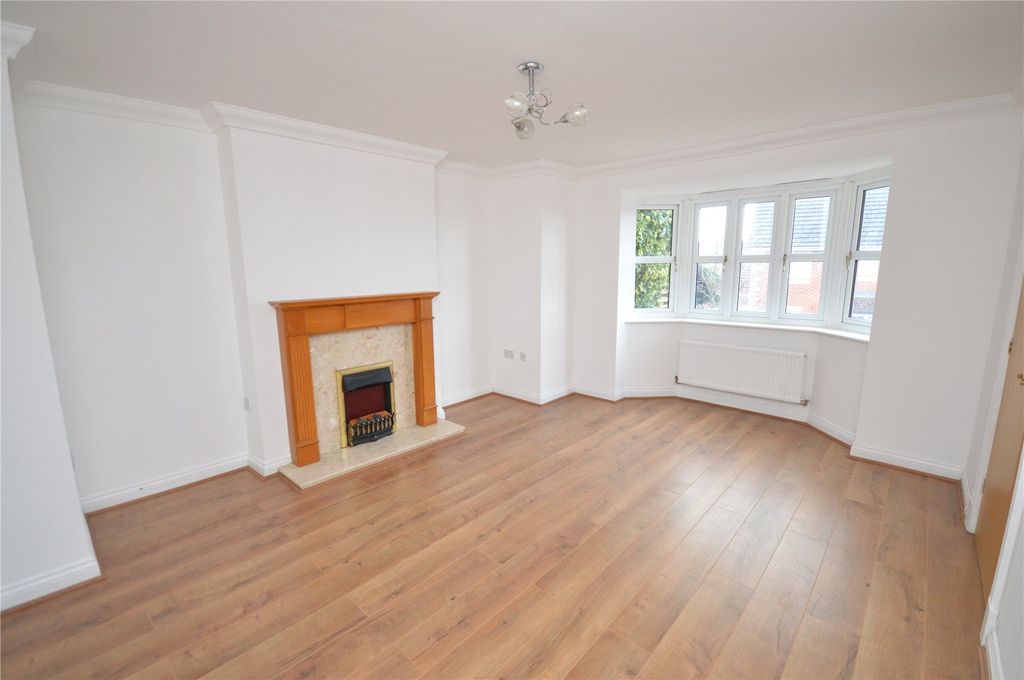 Property photo 2 of 18 Picture 2