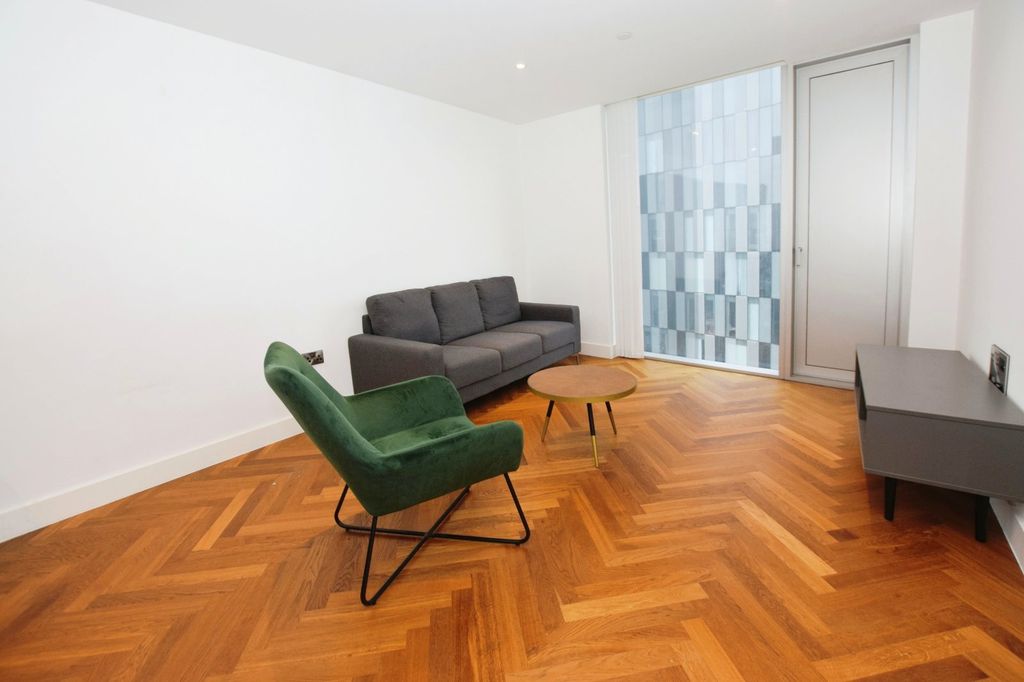 Property photo 1 of 30 Picture No. 18