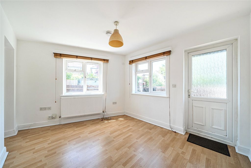 Property photo 2 of 11 Picture No. 07