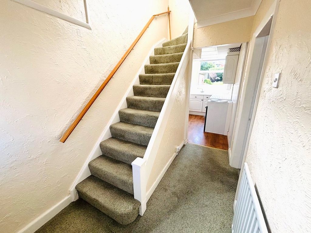 Property photo 3 of 17 Picture No. 02
