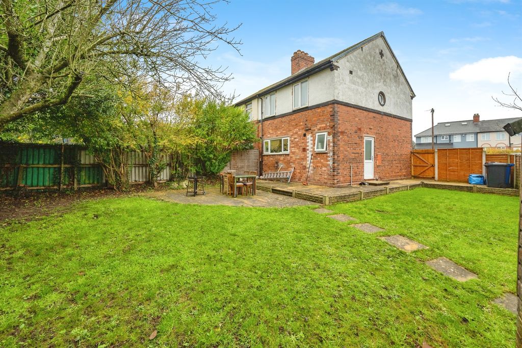 Property photo 2 of 17