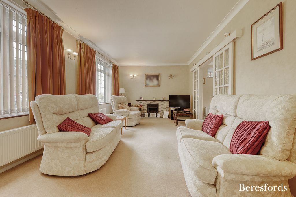 Property photo 3 of 21 Picture No. 06